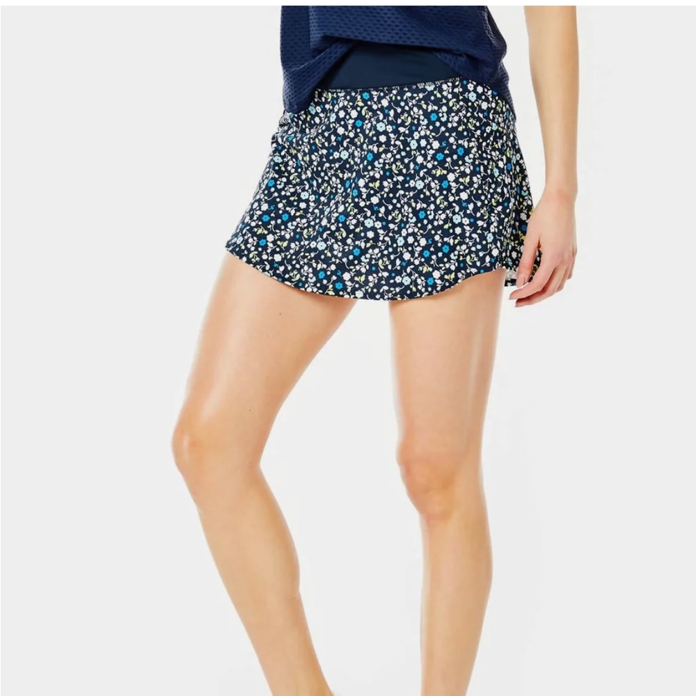 Addison Bay everyday Skort in Multifloral. Xsmall.